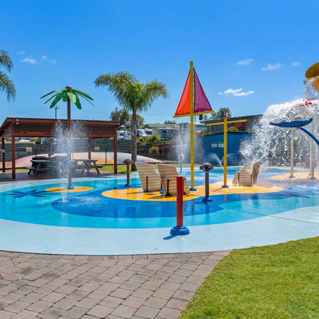 Black Dolphin Holiday Park: colourful children's splash park with water play features and slides